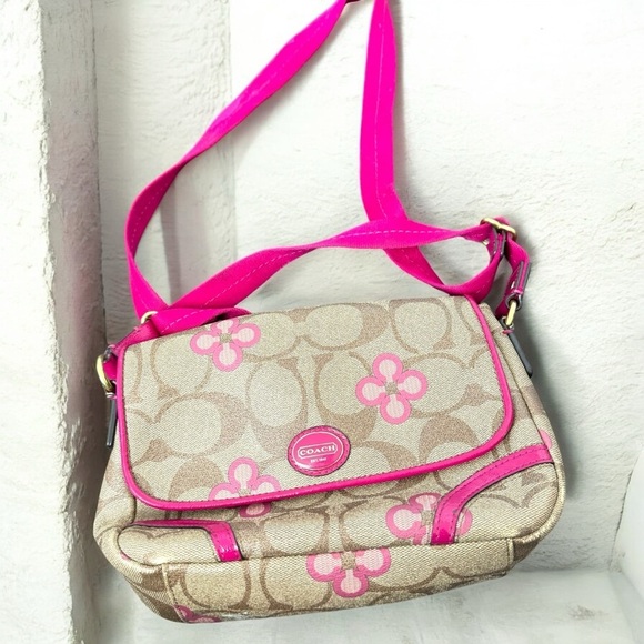 Coach Handbags - Coach Peyton signature cross body  purse